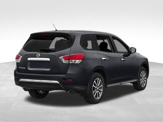 Used 2014 Nissan Pathfinder SL FWD video 2