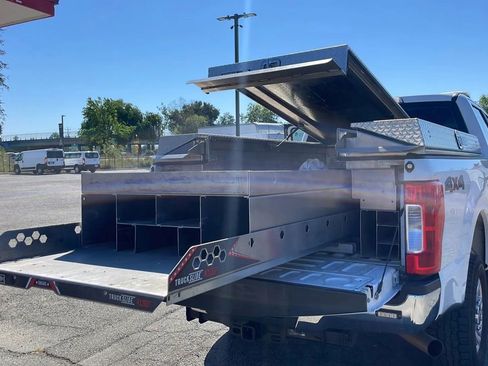 Used 2019 Ford F250 XL w/ STX Appearance Package AWD/4WD image 24