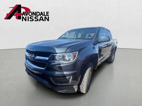 Used 2019 Chevrolet Colorado W/T w/ WT Convenience Package AWD/4WD image 2