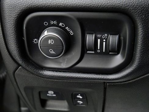Used 2019 RAM 1500 Rebel w/ Rebel Level 2 Equipment Group AWD/4WD image 26
