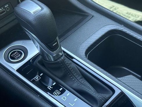 Certified 2025 Nissan Sentra SV image 14