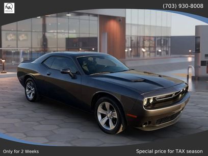 Used 2019 Dodge Challenger SXT