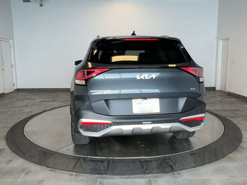 Used 2024 Kia Sportage EX AWD/4WD image 6