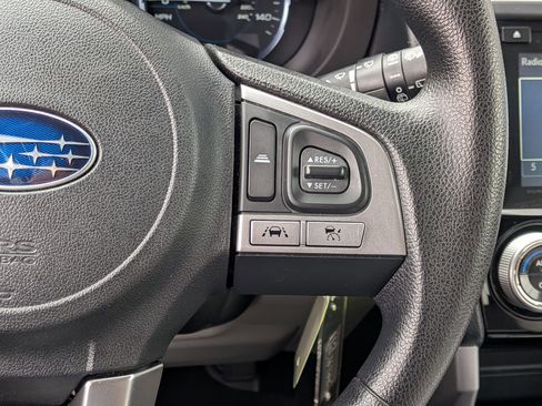 Used 2018 Subaru Forester 2.5i Premium AWD/4WD image 16