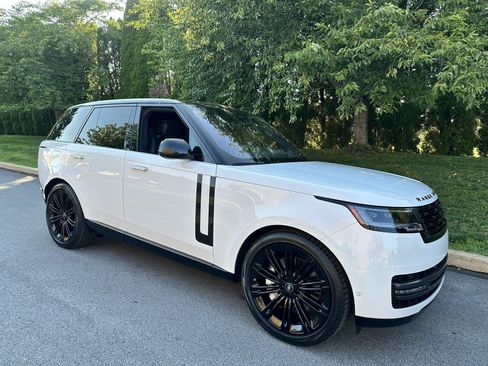 Used 2023 Land Rover Range Rover SE AWD/4WD image 42