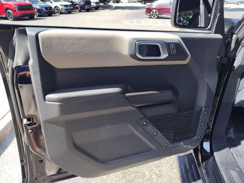 Used 2024 Ford Bronco Wildtrak AWD/4WD image 21