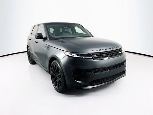 Used 2025 Land Rover Range Rover Sport Dynamic SE AWD/4WD image 3