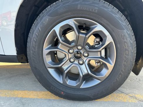 New 2026 Ford Maverick XLT w/ XLT Luxury Package AWD/4WD image 31