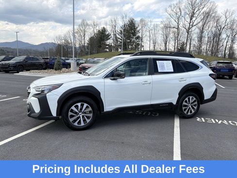 Certified 2025 Subaru Outback Premium AWD/4WD image 4