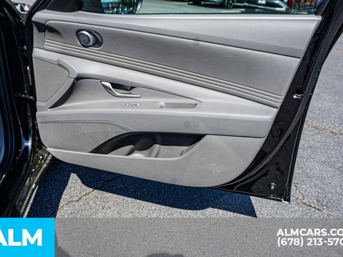 Used 2025 Hyundai Elantra Sport image 51
