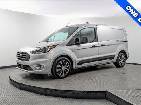 Used 2019 Ford Transit Connect XLT image 2