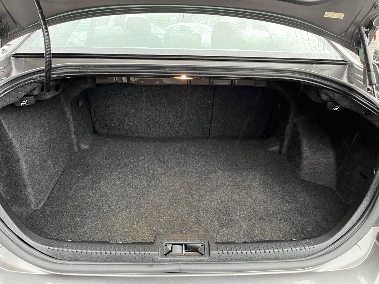 Used 2010 Ford Fusion SE FWD image 7