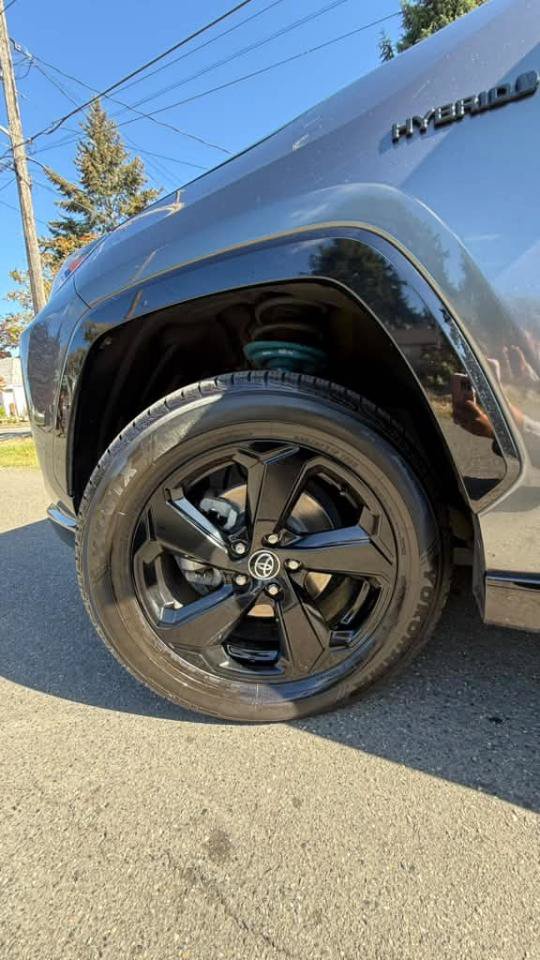 Used 2021 Toyota RAV4 XSE AWD/4WD image 6