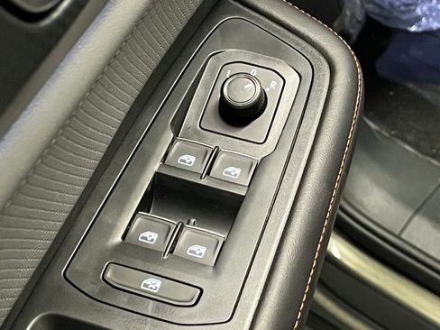 New 2026 Volkswagen Atlas Peak Edition image 19