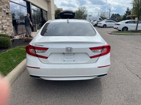Used 2018 Honda Accord EX image 4