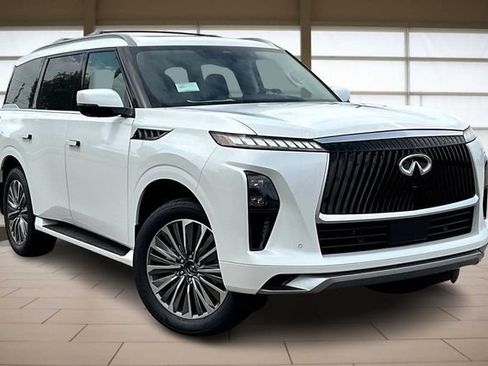 New 2026 INFINITI QX80 Luxe image 12