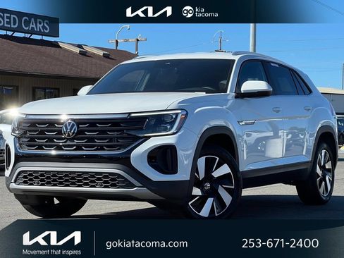 Used 2024 Volkswagen Atlas Cross Sport SE AWD/4WD image 1