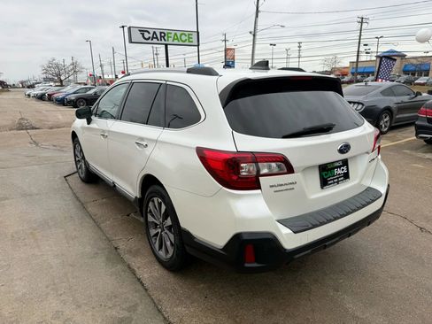 Used 2019 Subaru Outback 2.5i Touring image 8