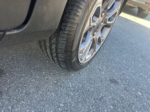 Used 2021 Ford EcoSport Titanium image 17