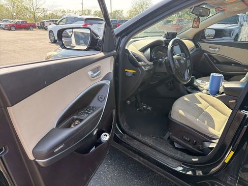 Used 2017 Hyundai Santa Fe Sport AWD/4WD image 5