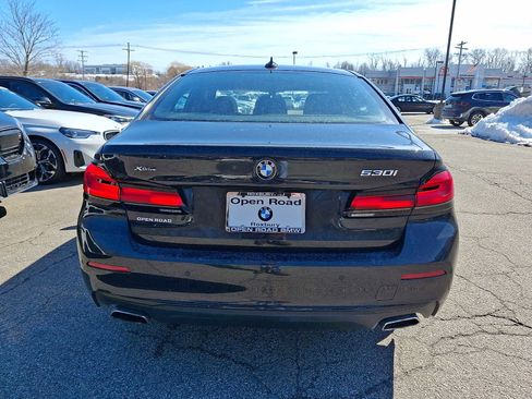 Used 2023 BMW 530i xDrive w/ Convenience Package image 5