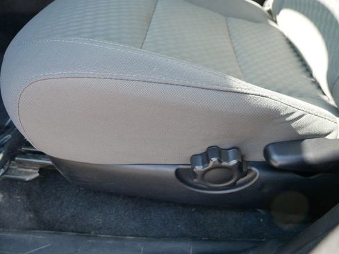 Certified 2023 Toyota Tacoma SR AWD/4WD image 15