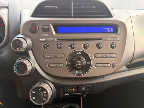 Used 2013 Honda Fit image 23