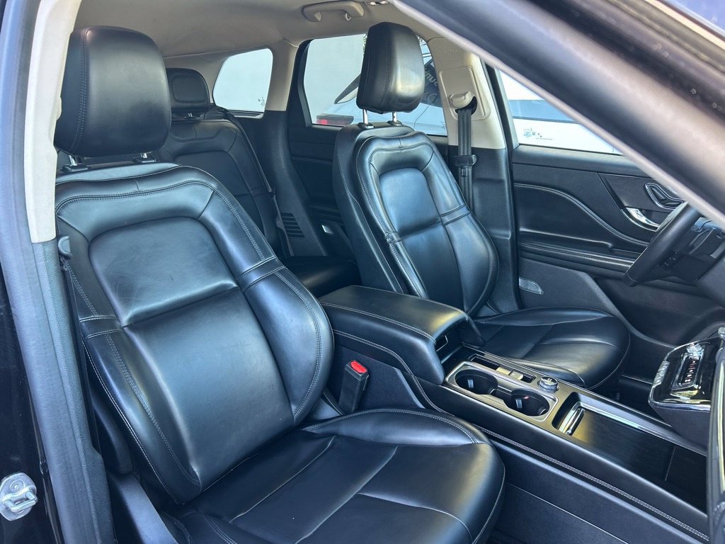 Used 2023 Lincoln Corsair AWD image 41