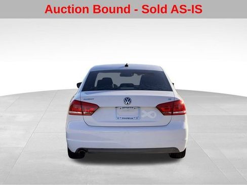 Used 2013 Volkswagen Passat 2.5 SE image 4