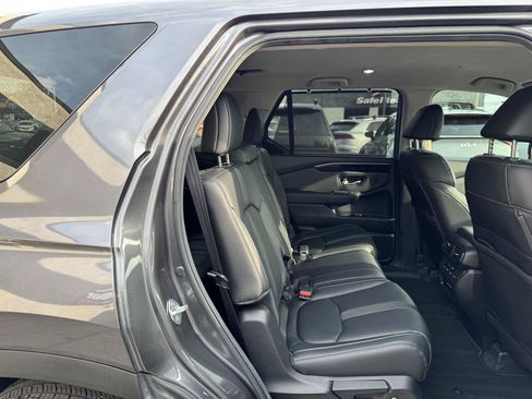 Used 2025 Honda Pilot EX-L image 37