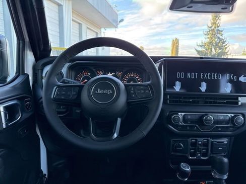 New 2026 Jeep Gladiator Sport image 12