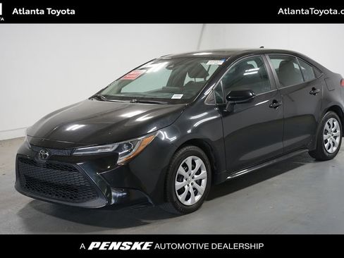 Used 2022 Toyota Corolla LE image 1