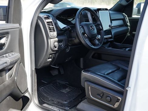 Used 2023 RAM 1500 Limited AWD/4WD image 13