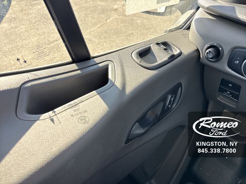 New 2026 Ford Transit 250 148 Medium Roof image 24