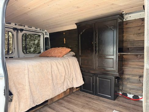 Used 2019 RAM ProMaster 1500 FWD image 4