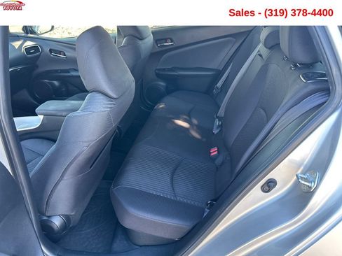 Used 2016 Toyota Prius Three FWD image 21