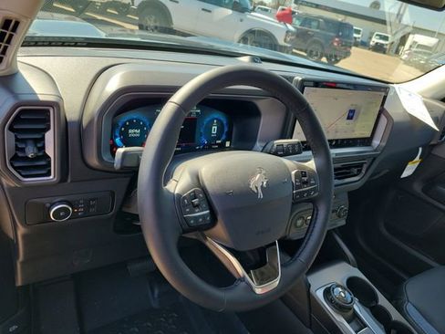 New 2026 Ford Bronco Sport Outer Banks w/ Sasquatch Outer Banks Package image 17