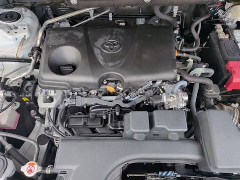 Used 2023 Toyota RAV4 LE FWD image 32