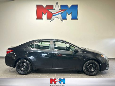 Used 2016 Toyota Corolla LE FWD image 1