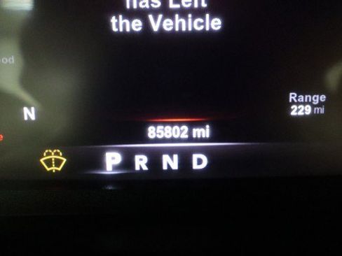 Used 2018 RAM 2500 Laramie w/ Convenience Group image 18