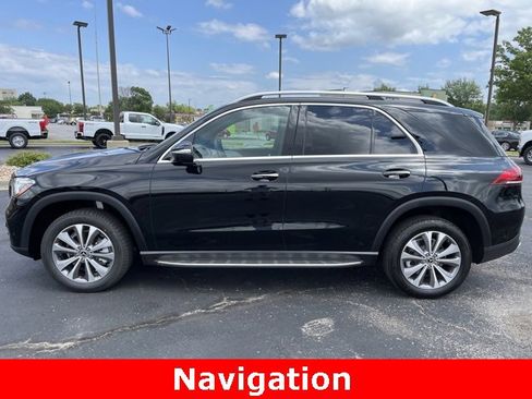 Used 2022 Mercedes-Benz GLE 350 w/ 3rd Row Seat Package image 2