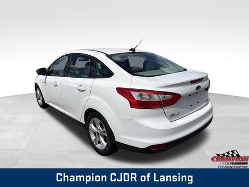 Used 2014 Ford Focus SE FWD image 5