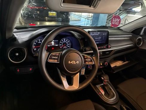 Certified 2024 Kia Forte LXS FWD image 7