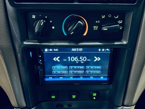 Used 2004 Ford Mustang GT image 38