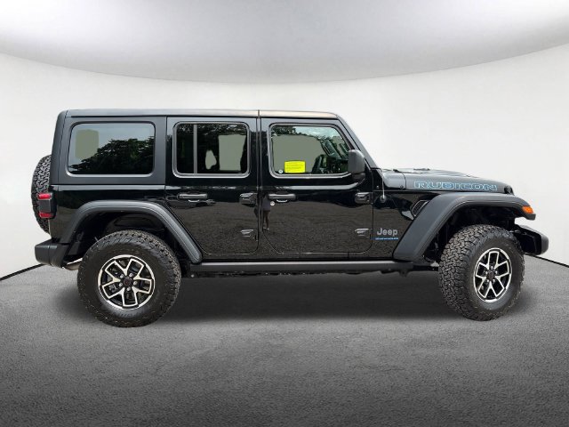 Used 2023 Jeep Wrangler Unlimited Rubicon 4xe AWD/4WD image 15