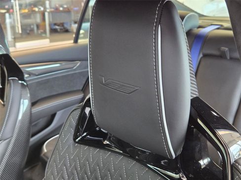 New 2026 Cadillac CT5 V Blackwing w/ Deep Ocean Appearance Package RWD image 15