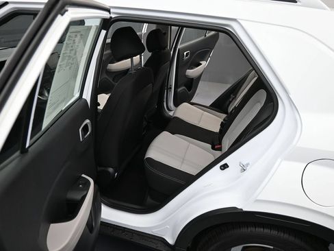 Certified 2026 Hyundai Venue SEL FWD image 11