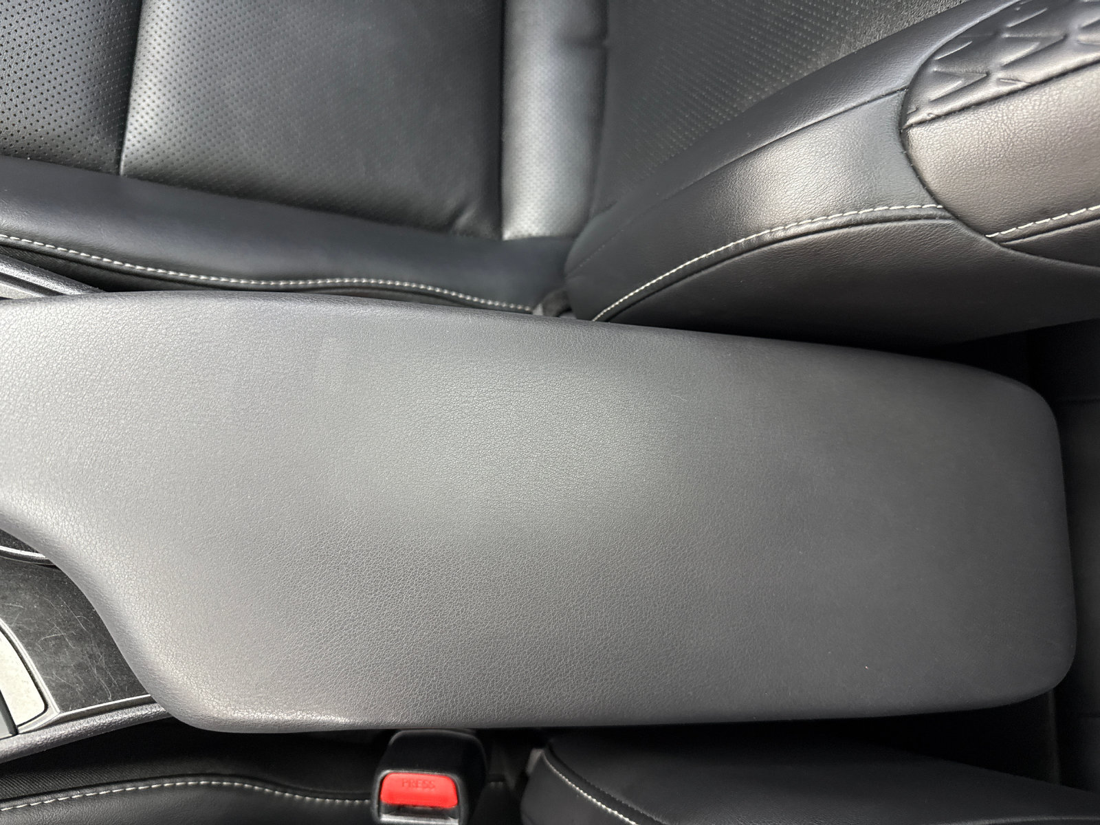 Used 2021 Lexus UX 250h w/ Premium Package AWD/4WD image 30