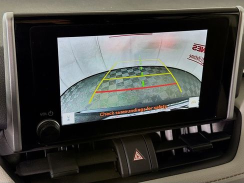 Certified 2025 Toyota RAV4 XLE w/ Convenience Package AWD/4WD image 7