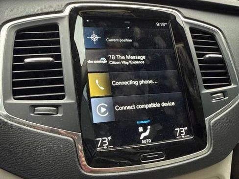 Used 2022 Volvo XC90 T5 Momentum w/ Protection Package Premier FWD image 3